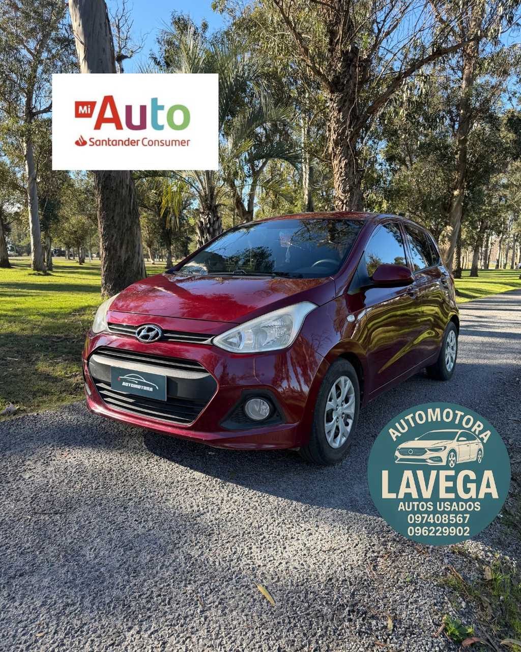 Hyundai Grand i10 bordó de Automotora Lavega